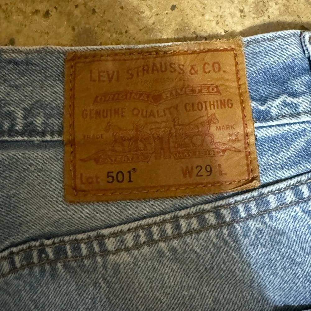 Levi's Light Blue Jean Shorts - Picture 3 of 6